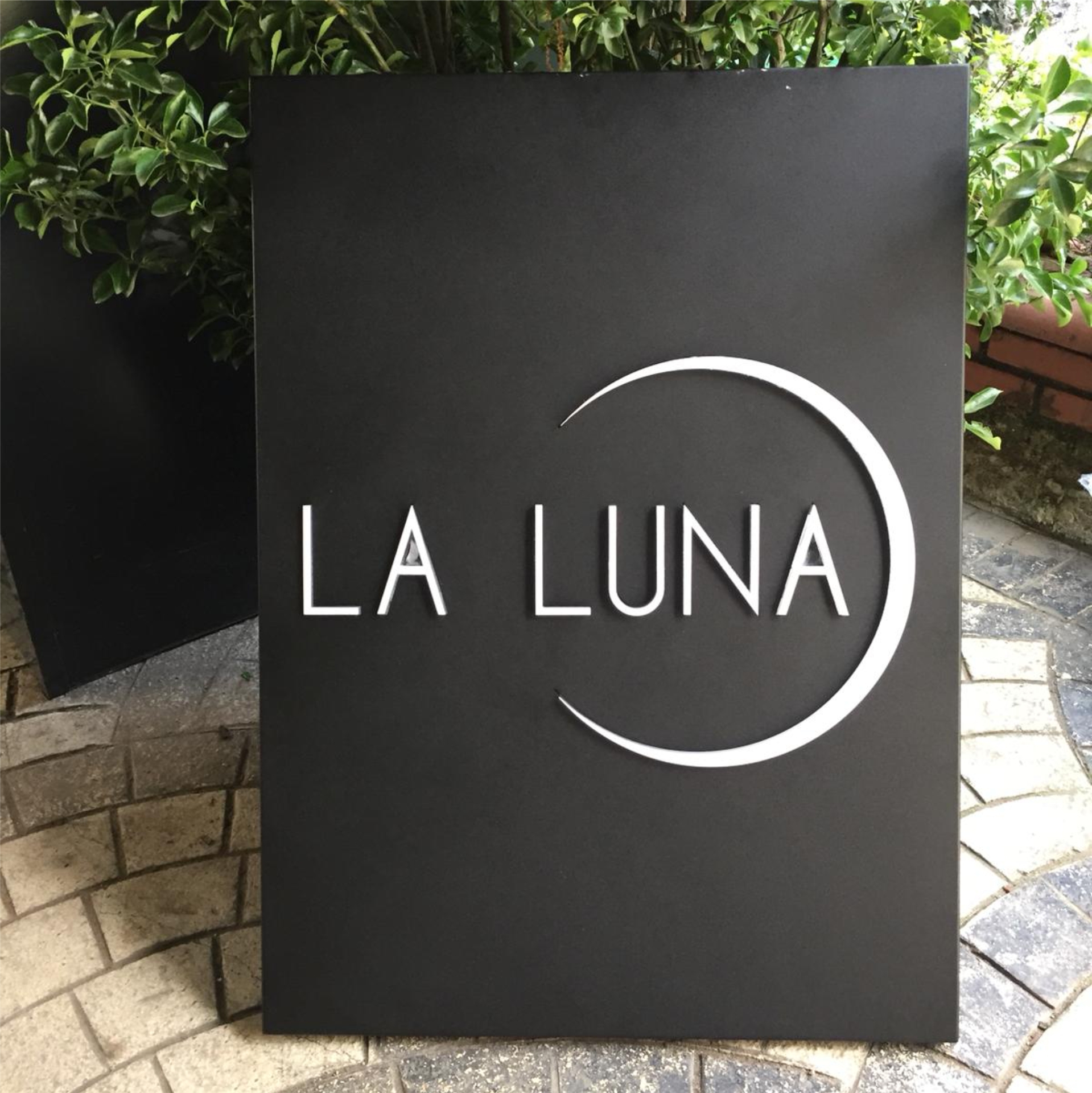 LA LUNA 
