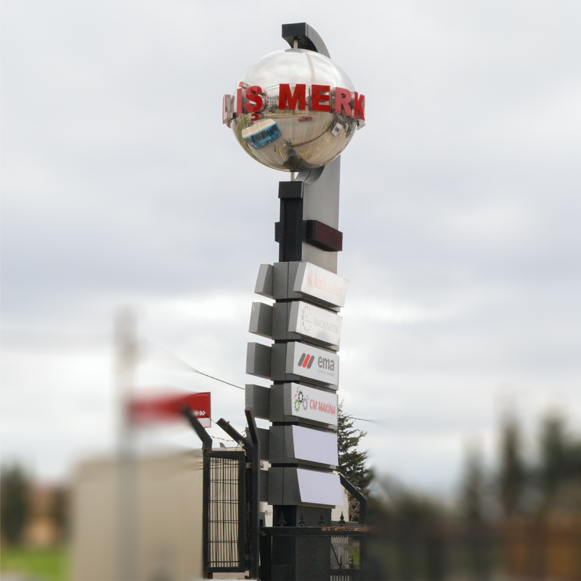 DÜNYA İŞ MERKEZİ